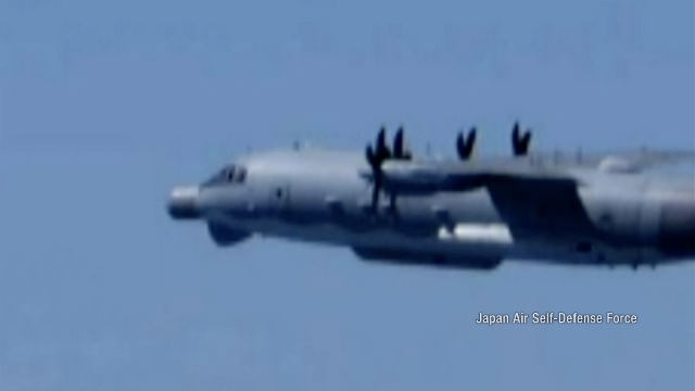 Chinese aircraft circled several times before intruding into Japan's airspace