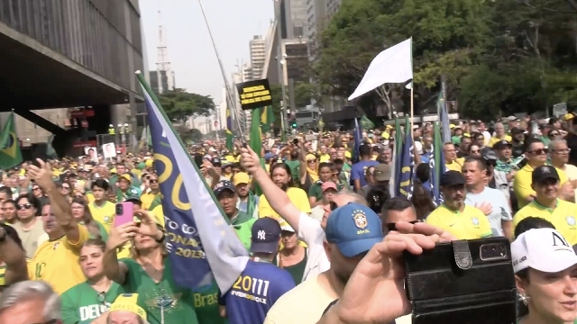 Brazilians divided on Supreme Court's move to suspend social media platform X