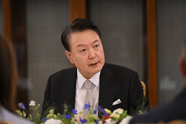 Pres. Yoon Orders Truth to be Uncovered on Appointment of Football Team Head Coach