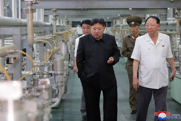 US Experts: Uranium Enrichment Facility Images Released by N. Korea Differs from that of 2010