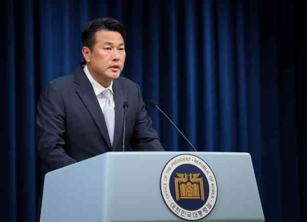 Seoul to Respond in Phases to Deployment of N. Korean Troops