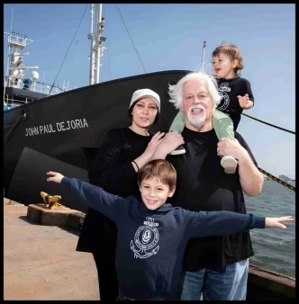 Paul Watson and family.