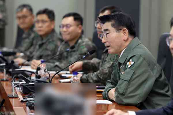 Defense Minister Orders Commands to ‘End’ N. Korean Regime Should Pyongyang Attempt to Use Nukes