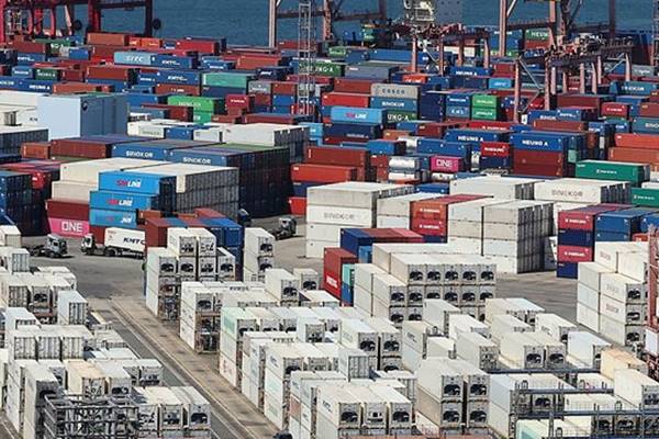 Exports Jump 33.2% for First 10 Days of October