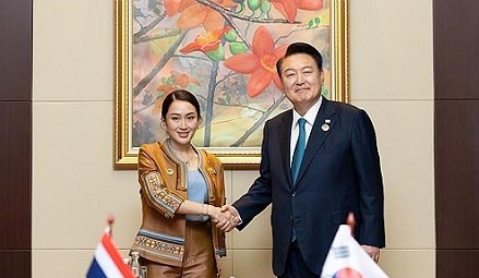 S. Korea-Thailand Summit Held on Sidelines of ASEAN Summit