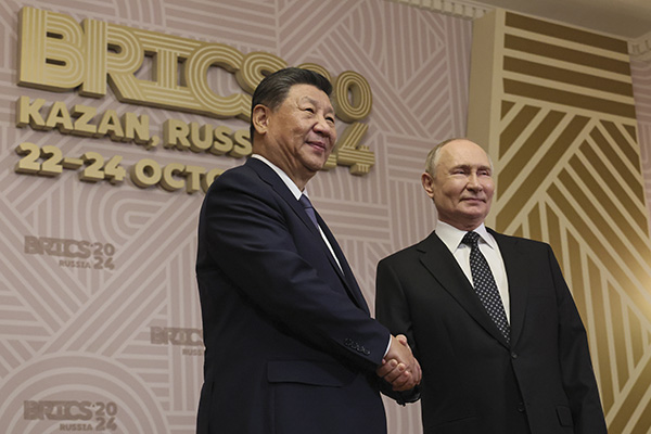 Putin and Xi: Bilateral Cooperation Contributed to Global Stability