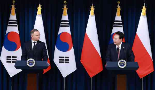 Yoon to Consider Providing Lethal Weapons to Ukraine