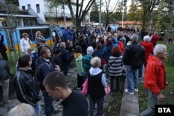 A protest against the proposed refugee shelters on October 9 in the Vitosha district of Sofia.