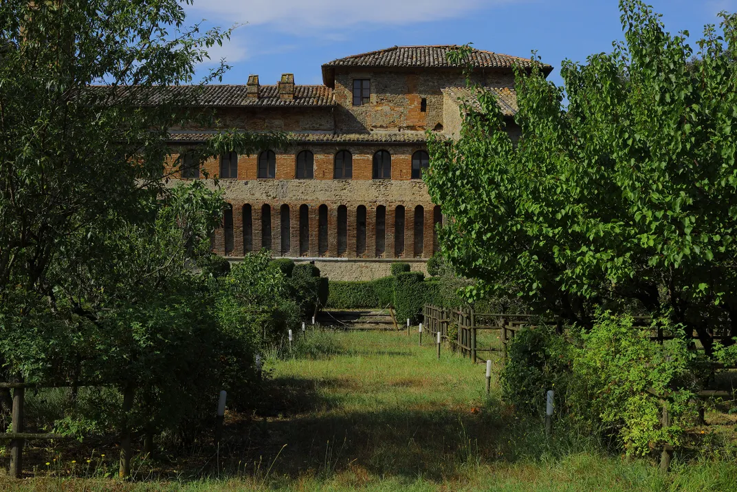 Dalla Ragione is curating the reconstruction of the Palazzo Bufalini orchard.