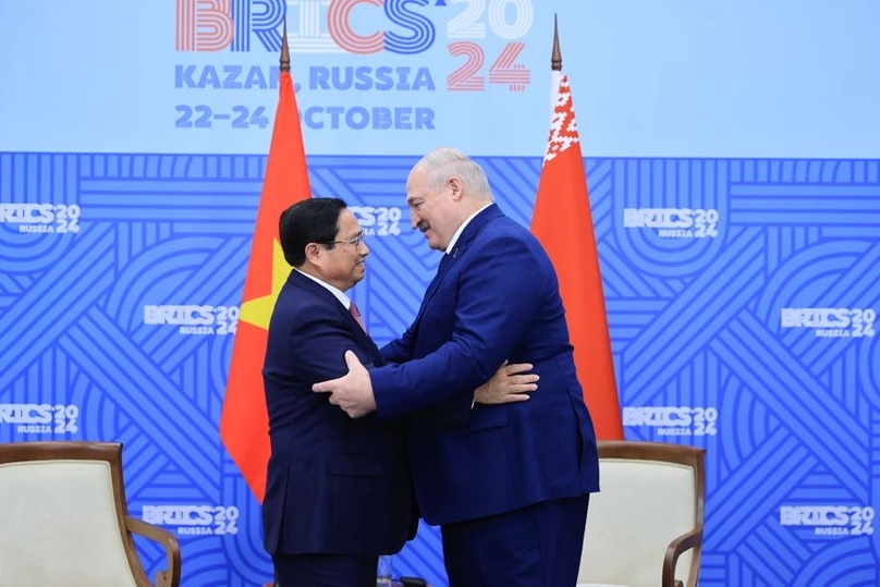 Vietnamese Prime Minister Pham Minh Chinh (left) and Belarussian President Aleksander Lukashenko at a meeting in Russia on October 24, 2024. Photo courtesy of the government's news portal.